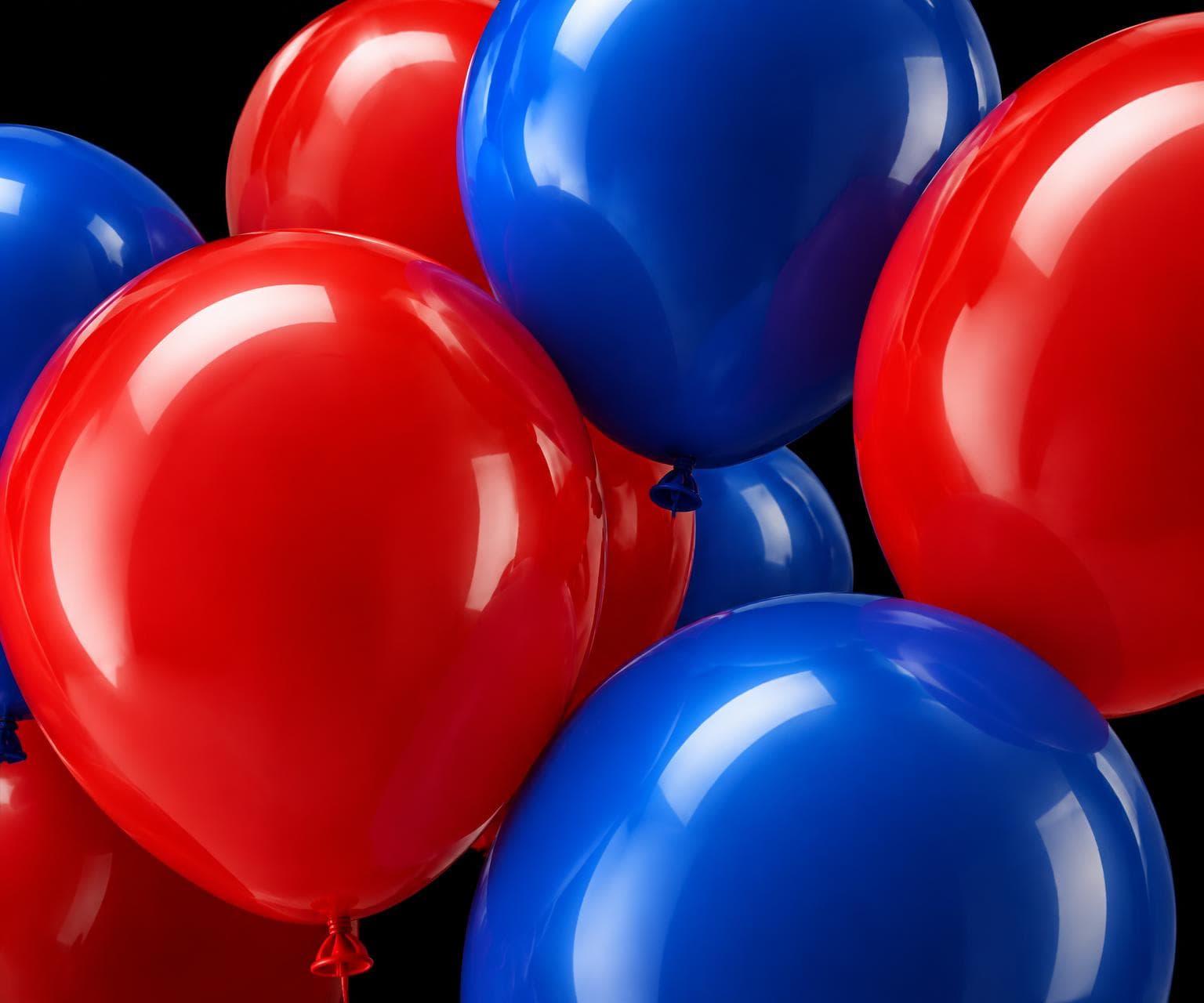 Red and blue Skyyhan balloons